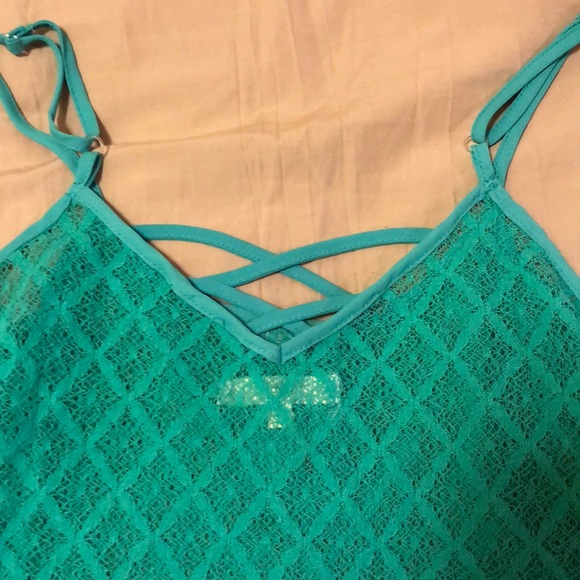 Crop Top - Picture 4 of 5